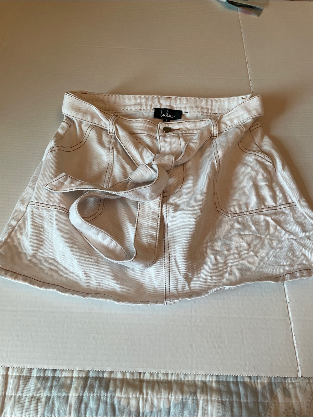 Lulu's Cream High-Waist Tie Front Jean Shorts